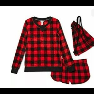 Wondershop  3pc Backpack and Pajama Set Red Sz M